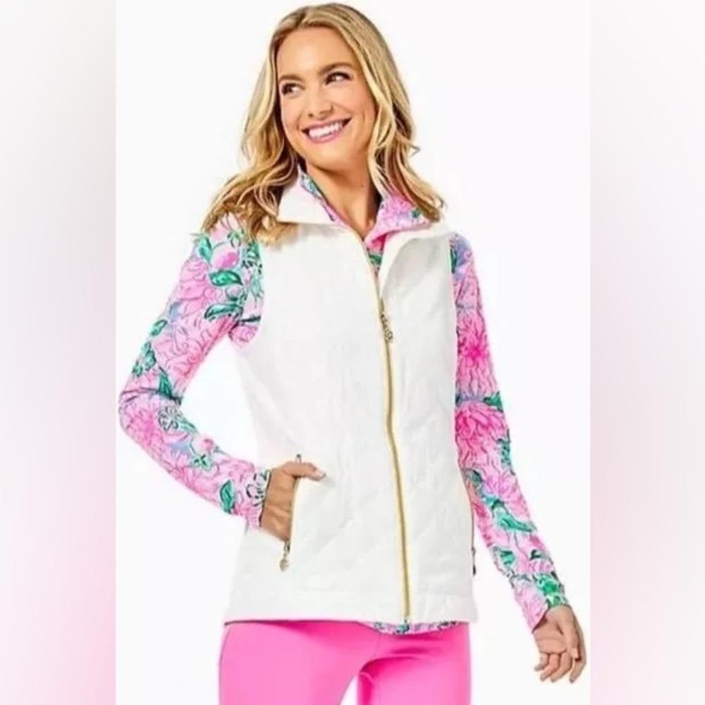 Lilly Pulitzer White Luxletic Kimberline Hybrid Vest size Small $148